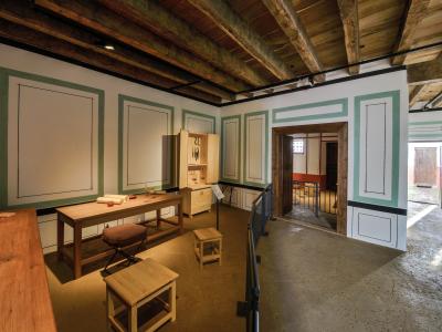 Innenbereich eines Handwerkerhaus im Archäologischen Park